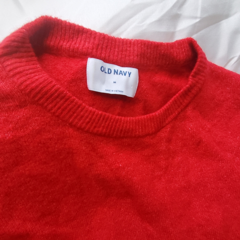 Old Navy red sweater